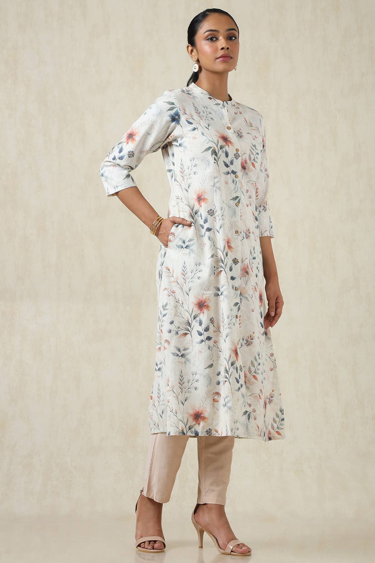 Beige Linen Botanical Print Kurta - Image 2